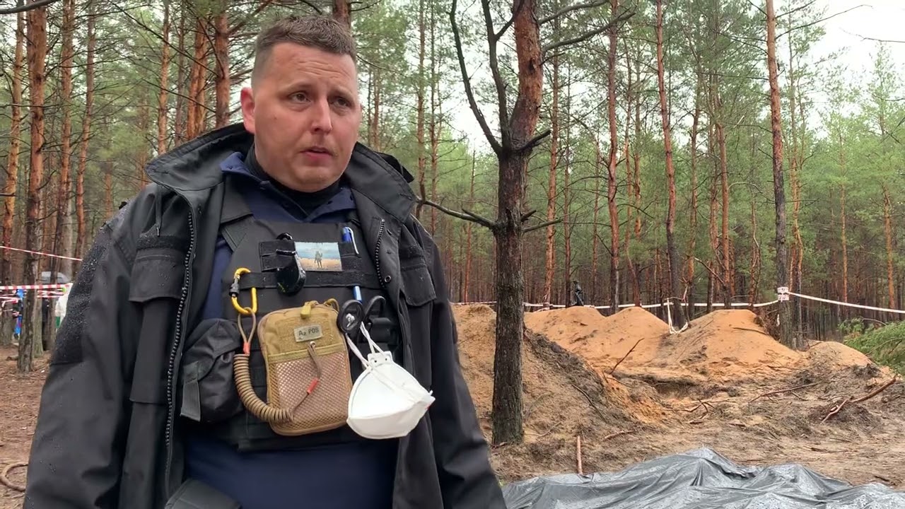 Exhumace hrobu Izjum, Zat&iacute;m 435 těl!