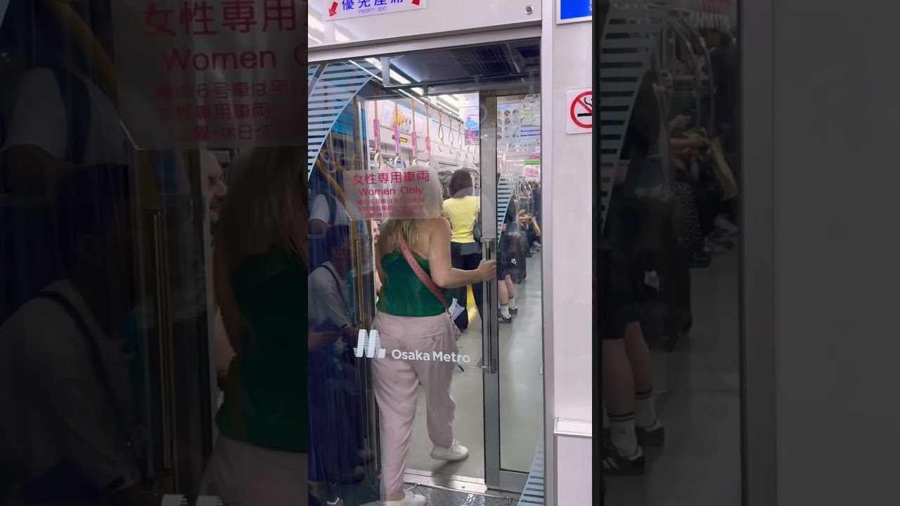 Вагон только для женщин!😎 