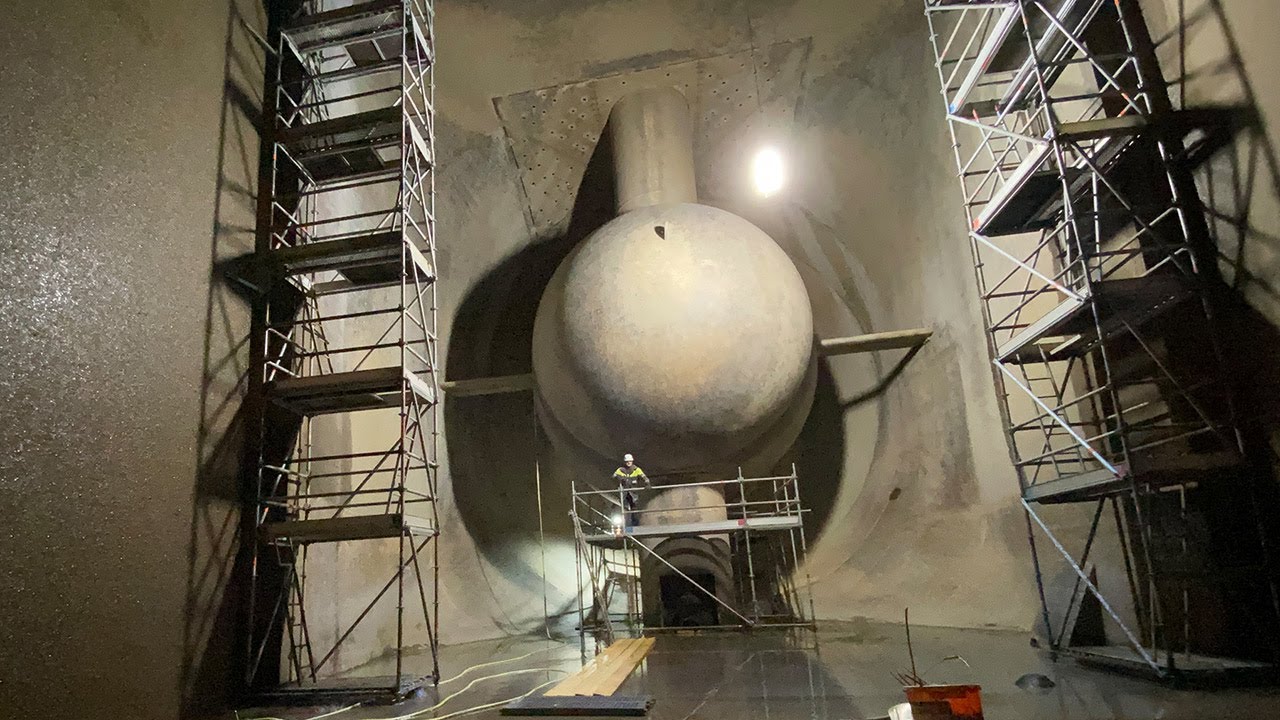 Zu Besuch bei der Turbine im Kraftwerk Greifenstein | VERBUND