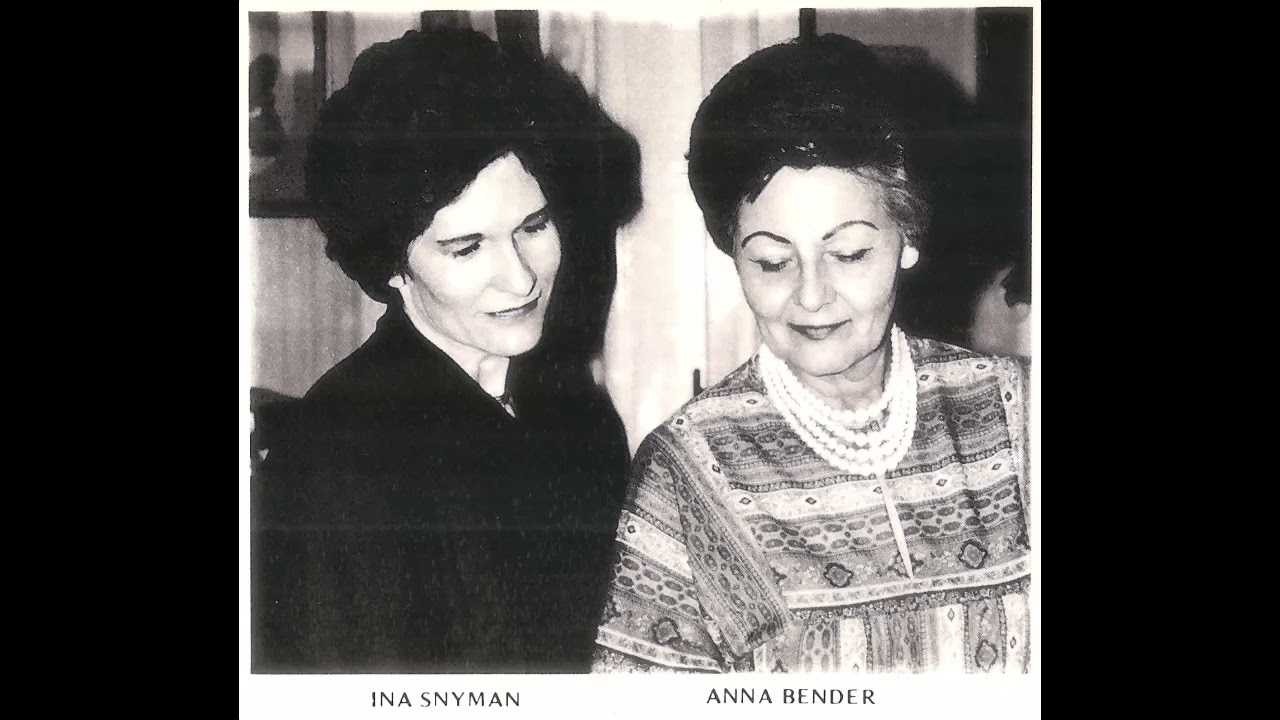 Ina Snyman sing Oktobermaand geskryf deur CJ Leipoldt en gekomponeer deur John K Prescod.
