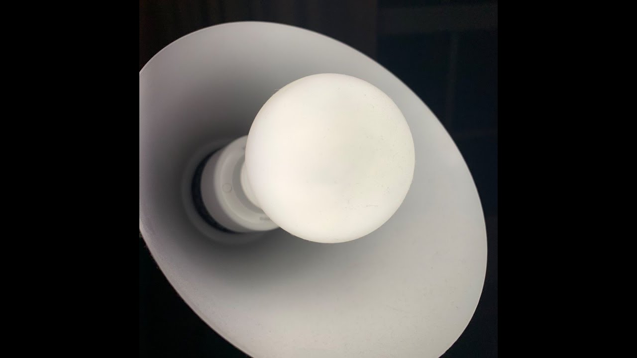 Smart WiFi Bulb Socket E27 Light Bulb Adapter Wireless Intelligent Control Lamp Holder Compat Review