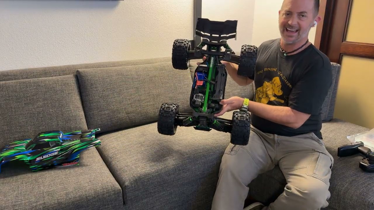 Traxxas Sledge unboxing #traxxas