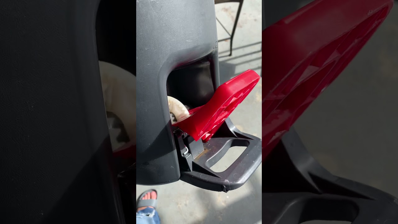 How to fix cedar spinning mop bucket