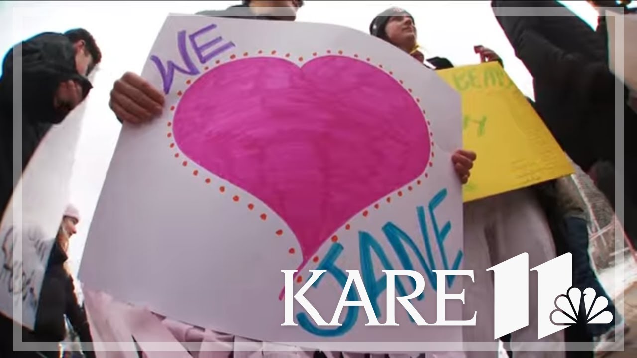 KARE 11 crew walks into surprise parade honoring Minnesota woman