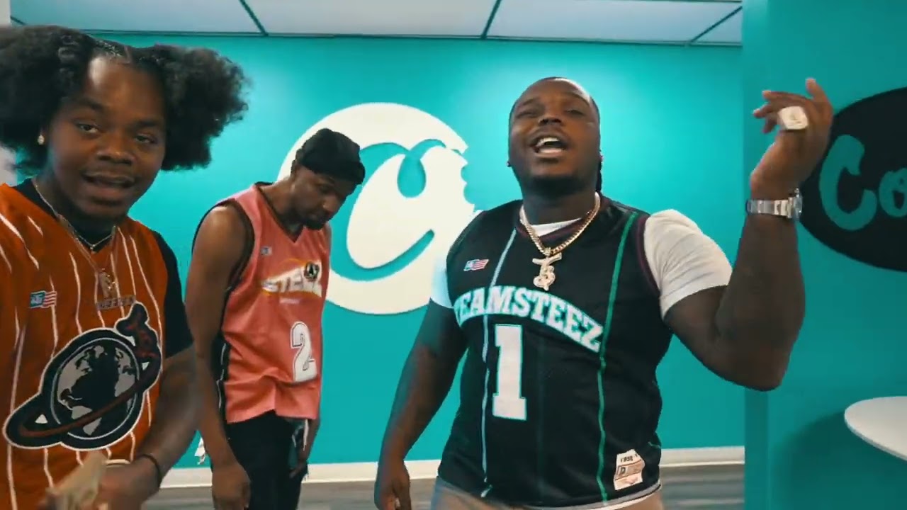 Reeezy x D-Steez - Thuggin