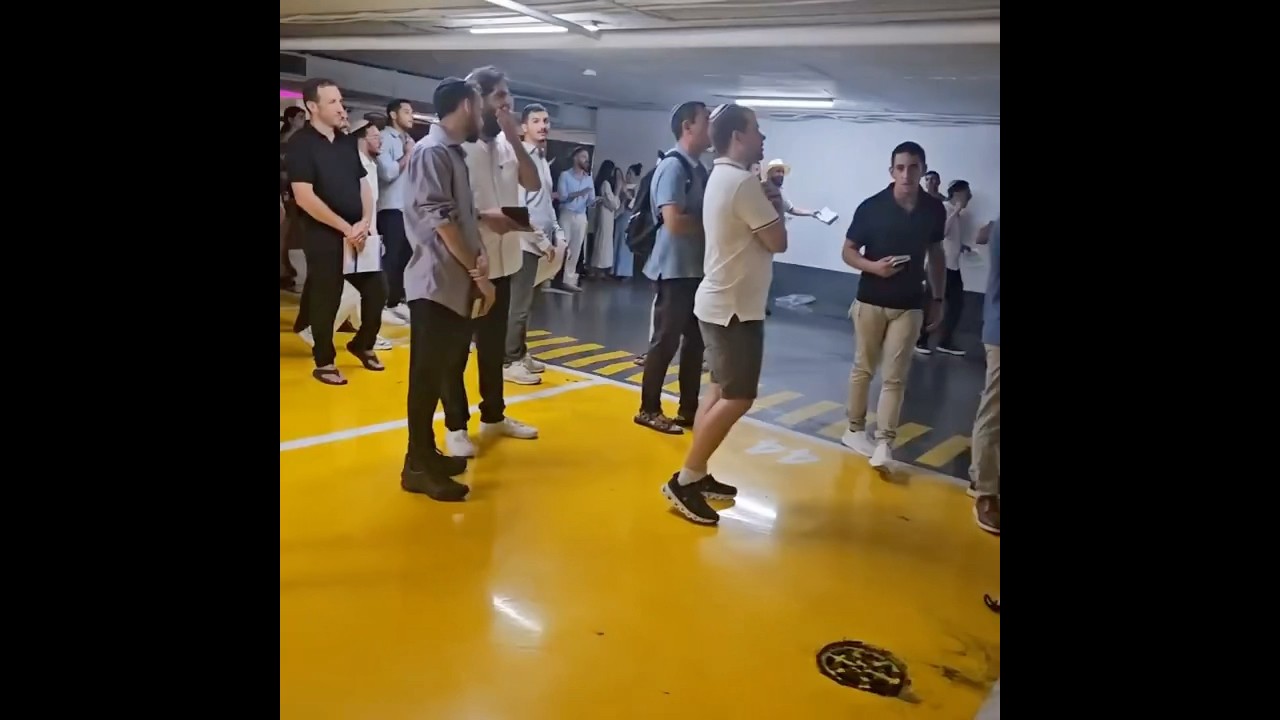 Tel Aviv is under attack&mdash;rockets falling. But Israelis?Singing.Dancing. In shelters. #israel