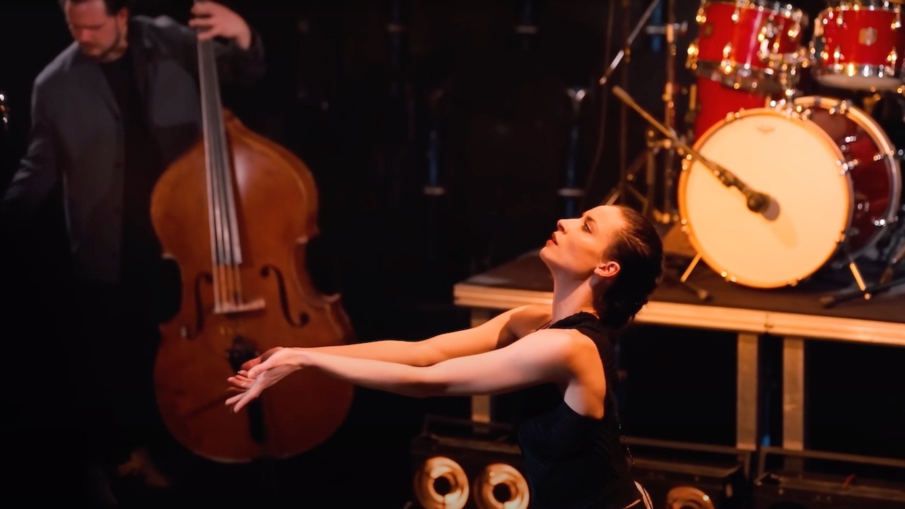 Ur&scaron;ka Centa & Guillermo McGill :: Alguna Tarde Bella M&aacute;s