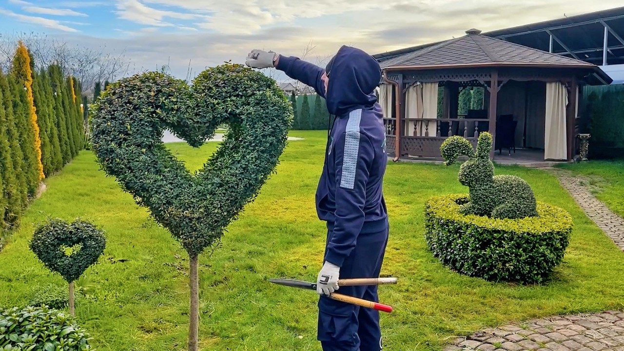 A Garden Full of Living Sculptures — Unreal Transformation!