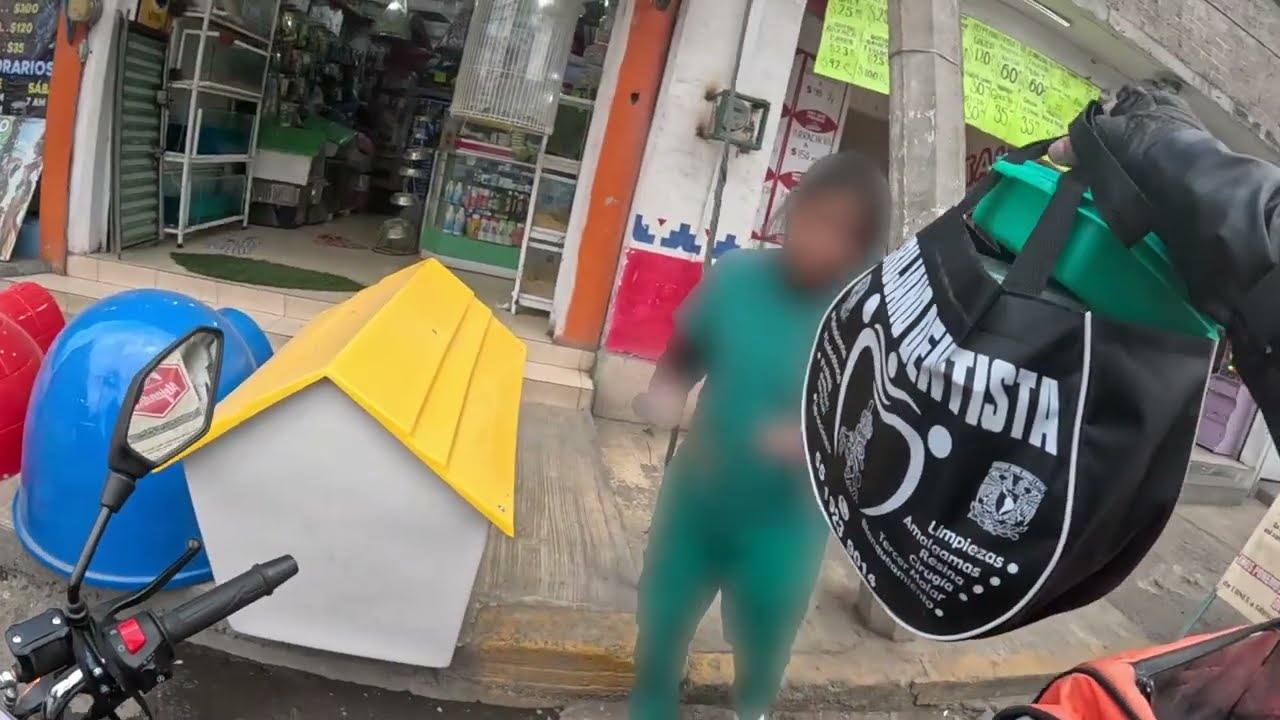 ME GUSTA TANTO REPARTIR QUE HASTA DOY PROPINA - Vortxchi