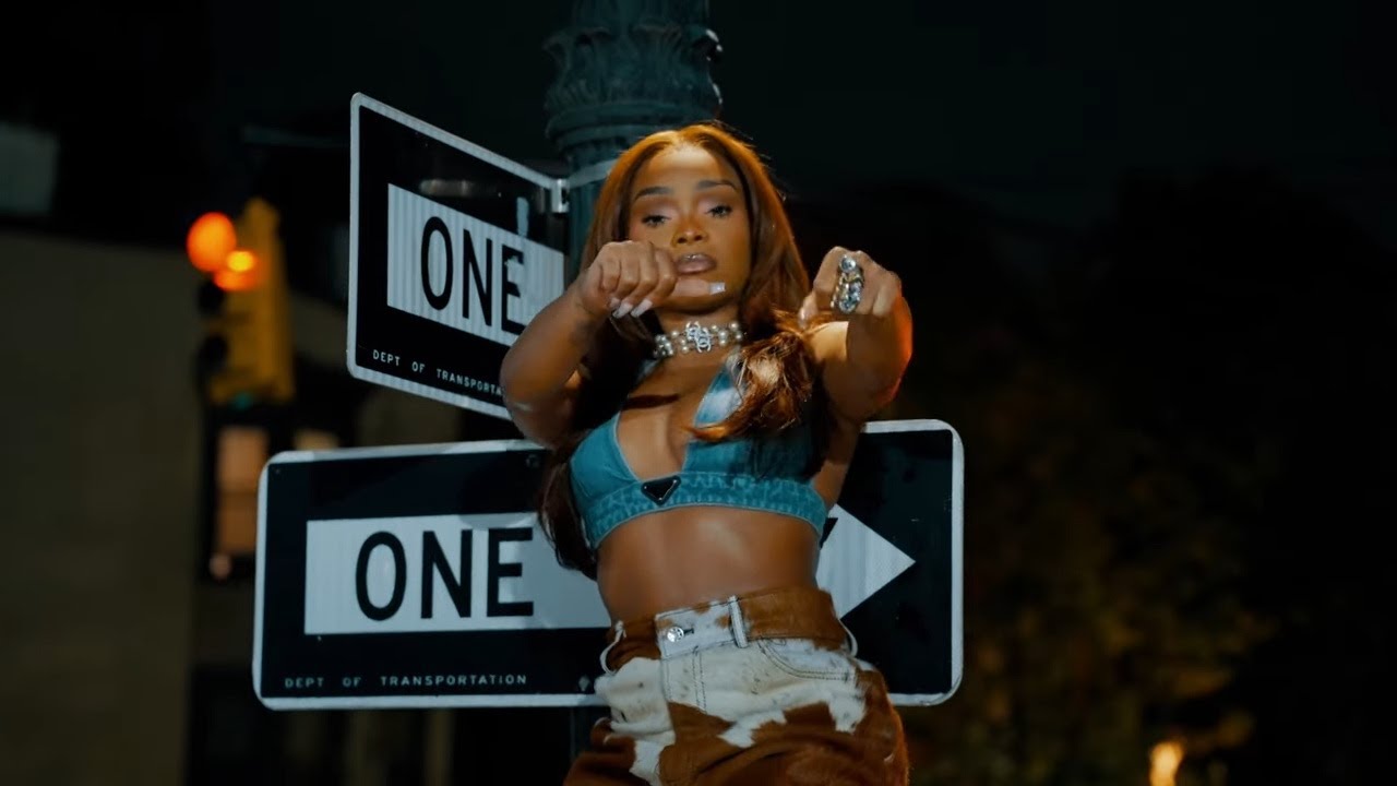 Lola Brooke - WASSUP WIT IT (Official Visualizer)