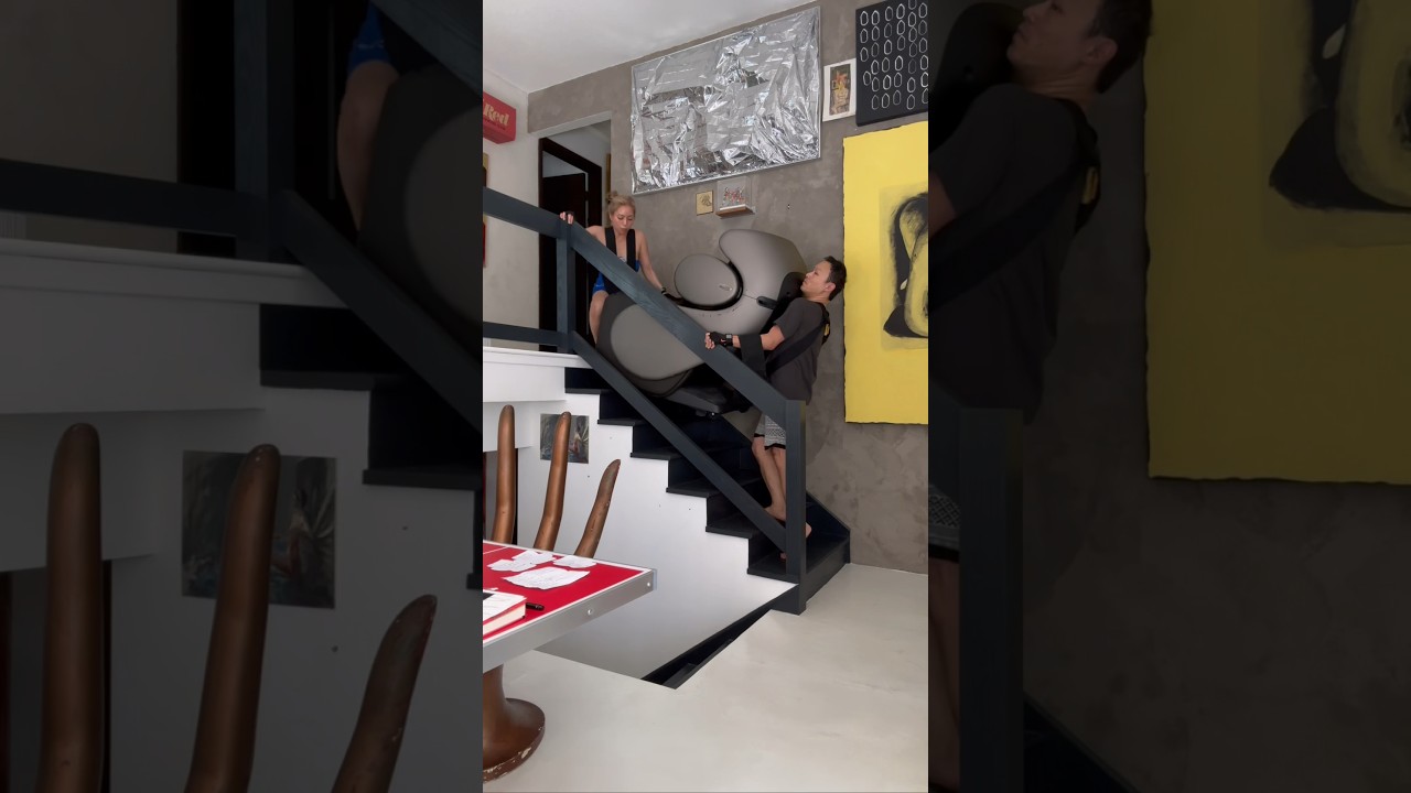 I have said a millions times that I will not be lifting anything heavier than me but &hellip; 😩🛋️🛏️🪑