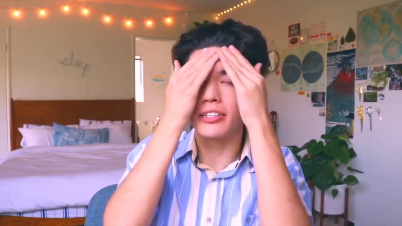 Conan Gray being the cutest human alive for almost 2 minutes
