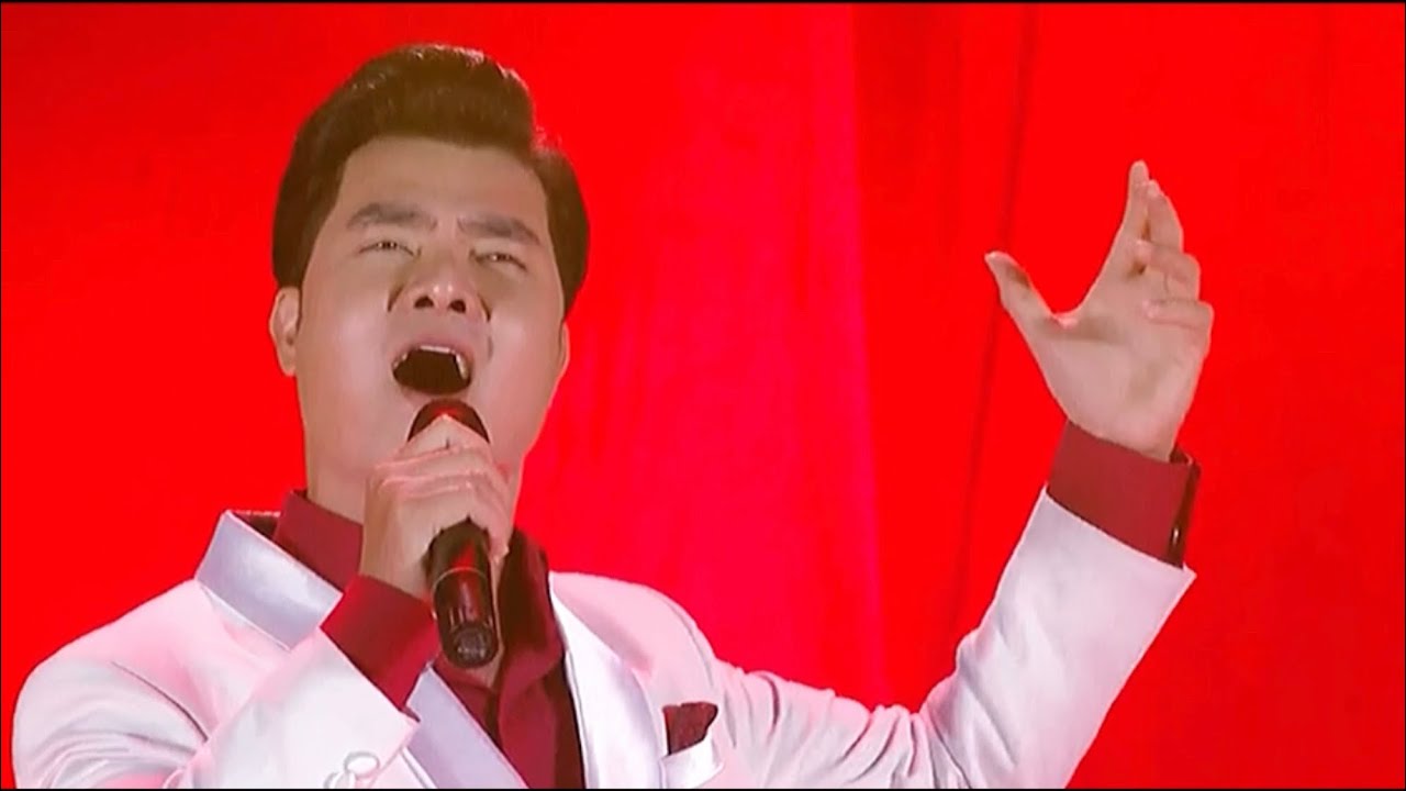Dáng Đứng Việt Nam - Đào Mác