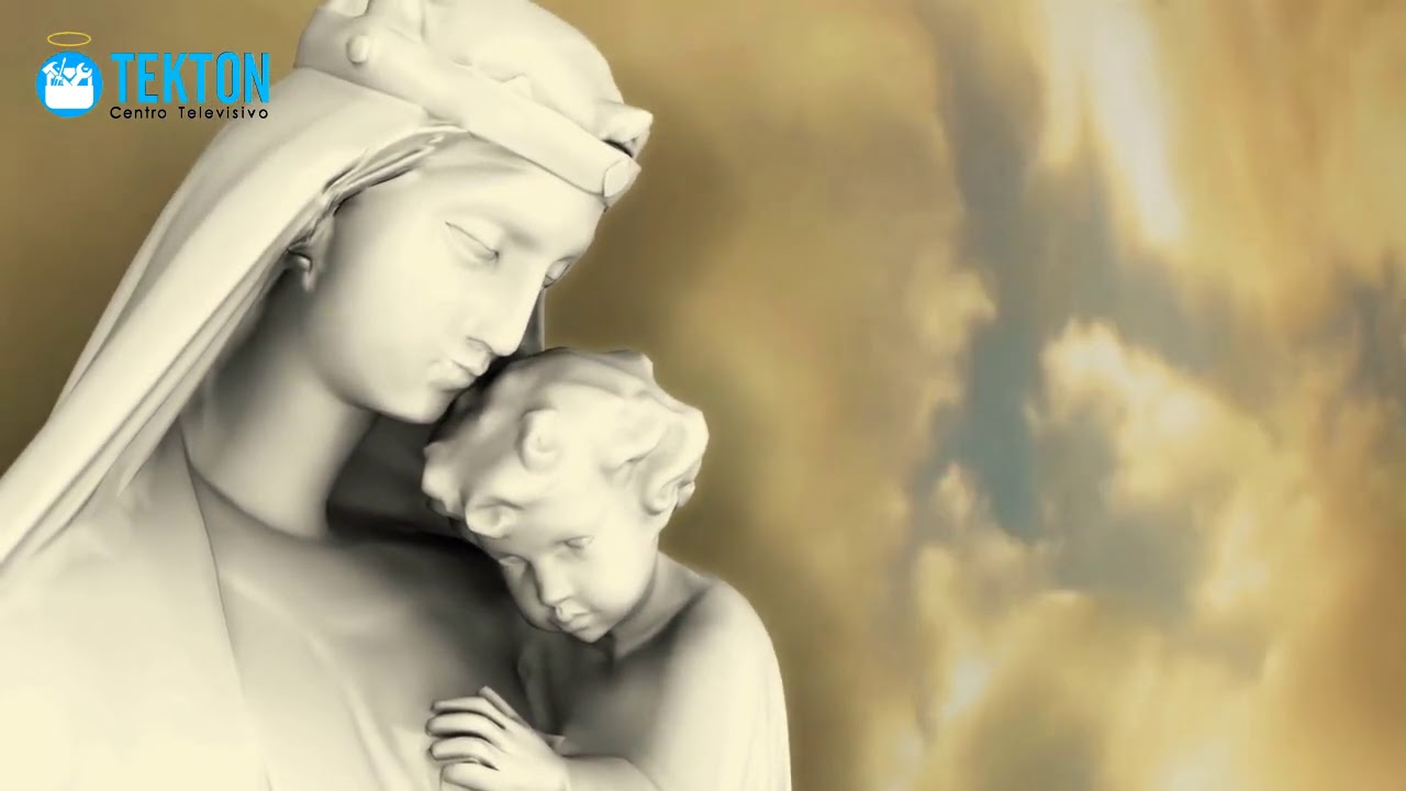 La Virgen María es la mujer más poderosa del mundo
