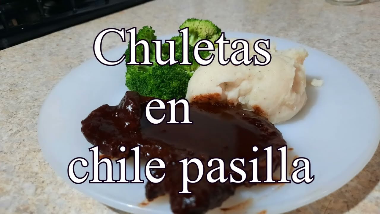 Chuletas de cerdo en chile pasilla- Nuestro Sazón