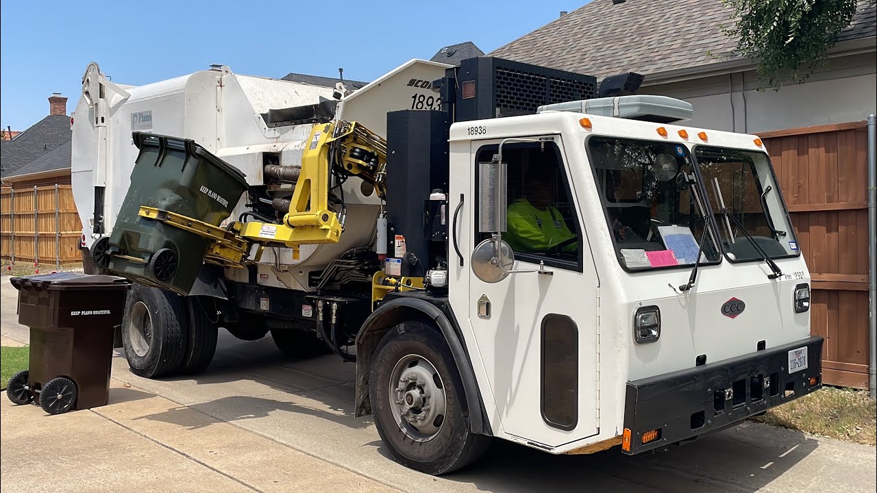 City of Plano: CCC LET2 Dadee/G&H Scorpion Garbage Trucks