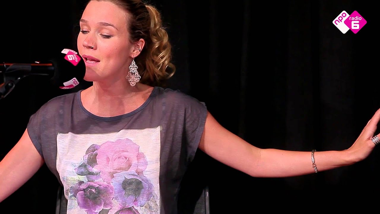 Joss Stone  - Love Me (Acoustic) | NPO Soul & Jazz