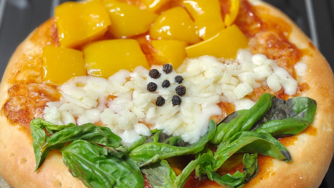 Republic day special Tiranga pizza #saritadubeykitchen 