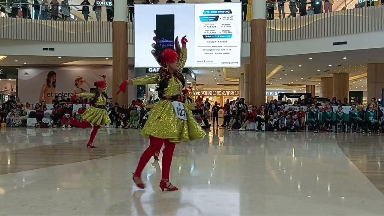 Juara 1 lomba Fatwa pujangga line Dance Fornas 8 NTB Lombok Lombok,  @Kalimantan Timur 