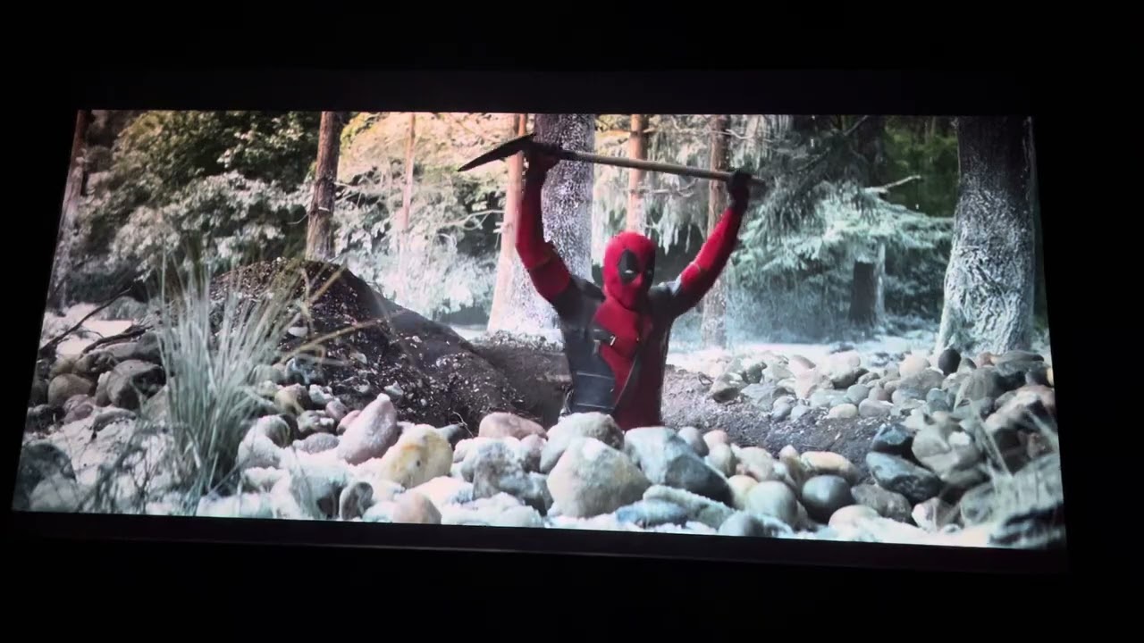 Deadpool digs up Logan #deadpool3 #deadpoolandwolverinemovie