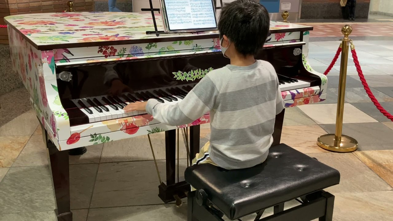 [8歳] King Gnu - BOY/王様ランキング主題歌/ [age 8] Ranking of Kings theme song/PianoCover/StreetPiano/ストリートピアノ