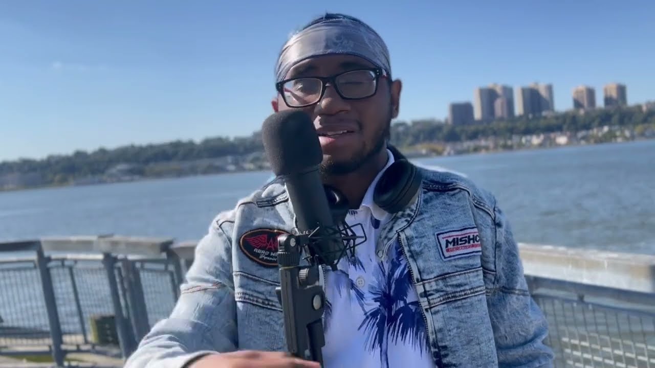 Rap King-New York (Freestyle) (One Mic Music Video)