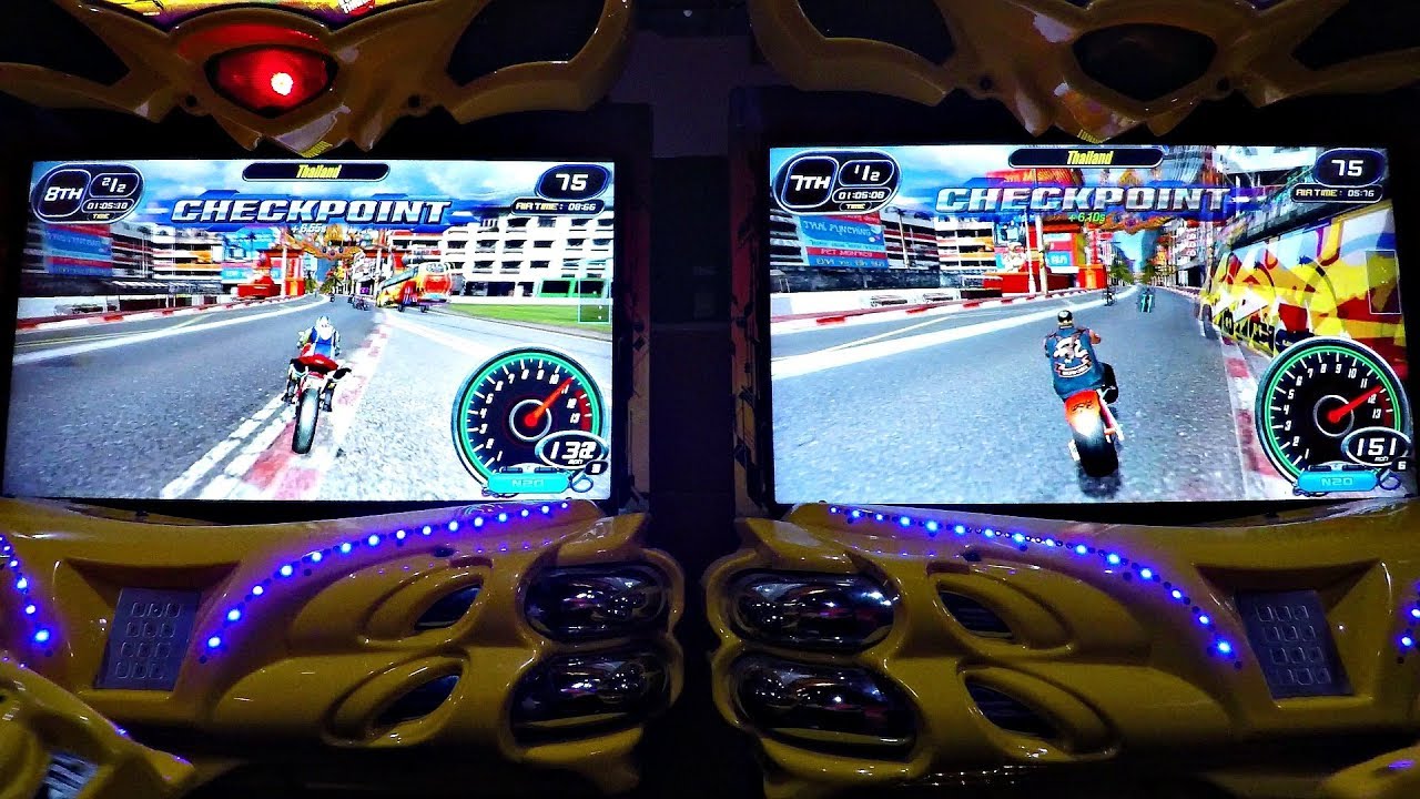 Cruis'n Blast Arcade Vs Super Bikes 2: испытание для двух игроков