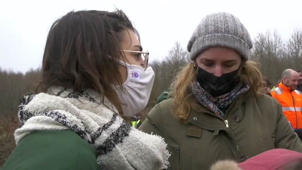 Forêt de Perseigne : les enfants mettent la main à la terre