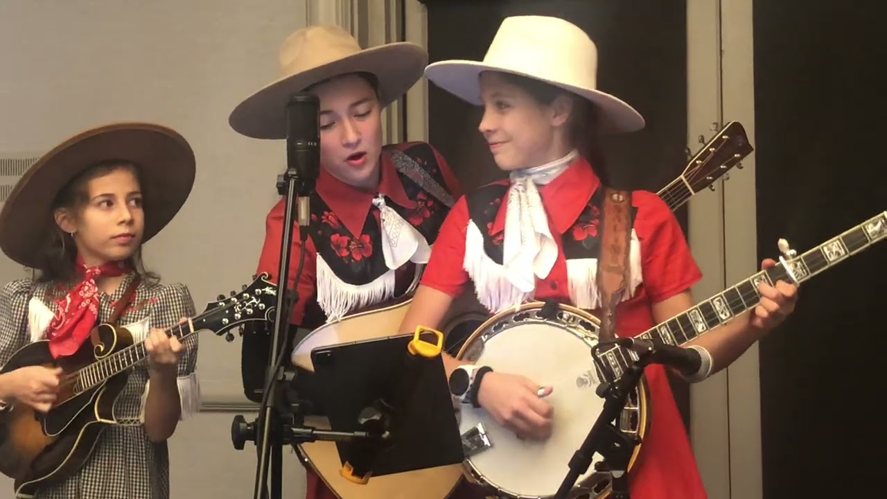 “Lonesome Pine” (intro) - Alaskan Sunnyside Sisters @ 2026 SPBGMA 