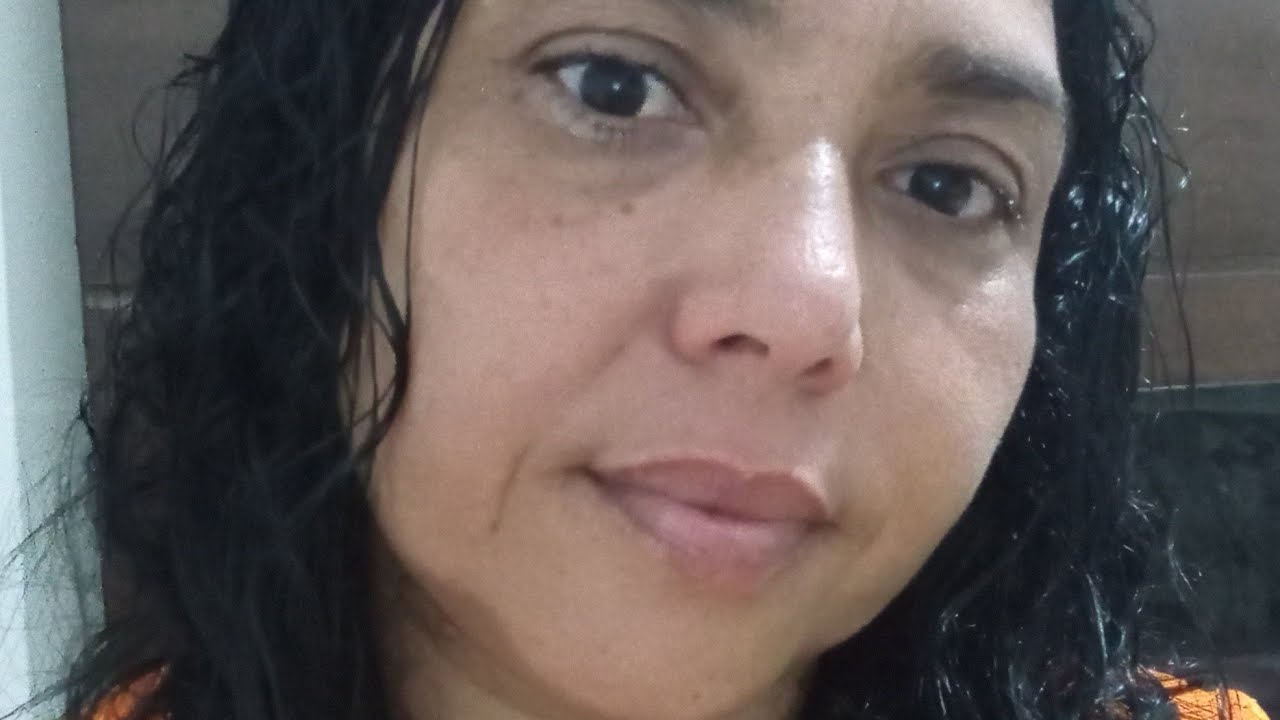 Rozania Dias está ao vivo!