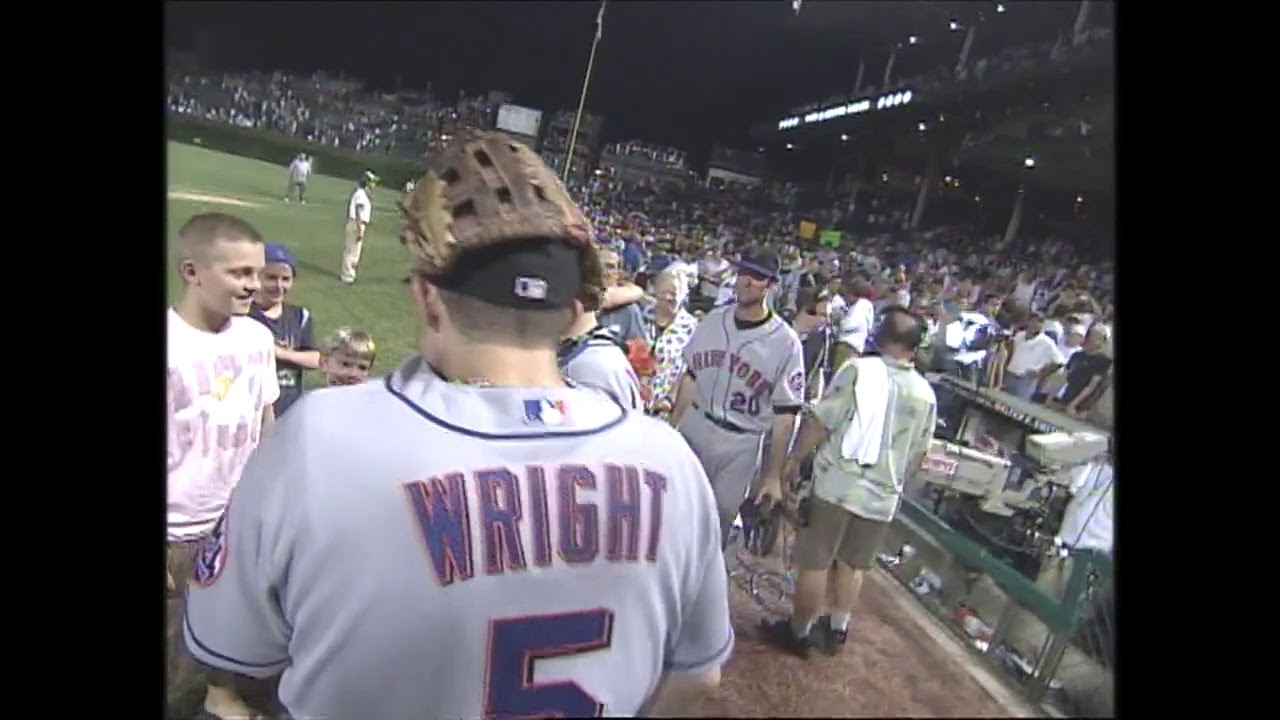 Glavine Wins 300th Game