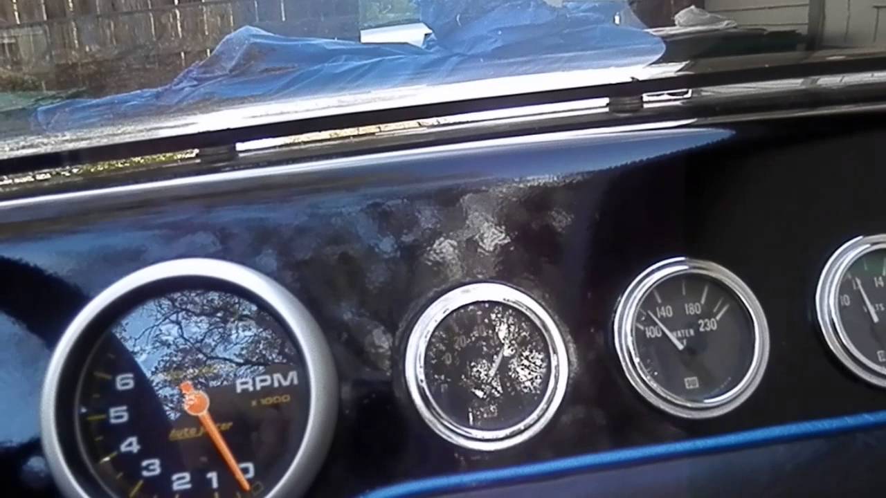 Sanger Twin turbo day cruiser boat