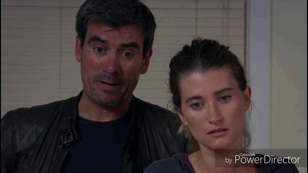Emmerdale - Sarah's Family Tries To Change Her Mind (14th August 2018)