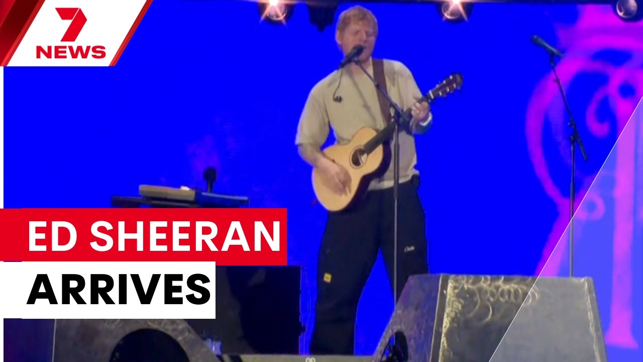 Ed Sheeran brings Loop Tour to Brisbane | 7NEWS