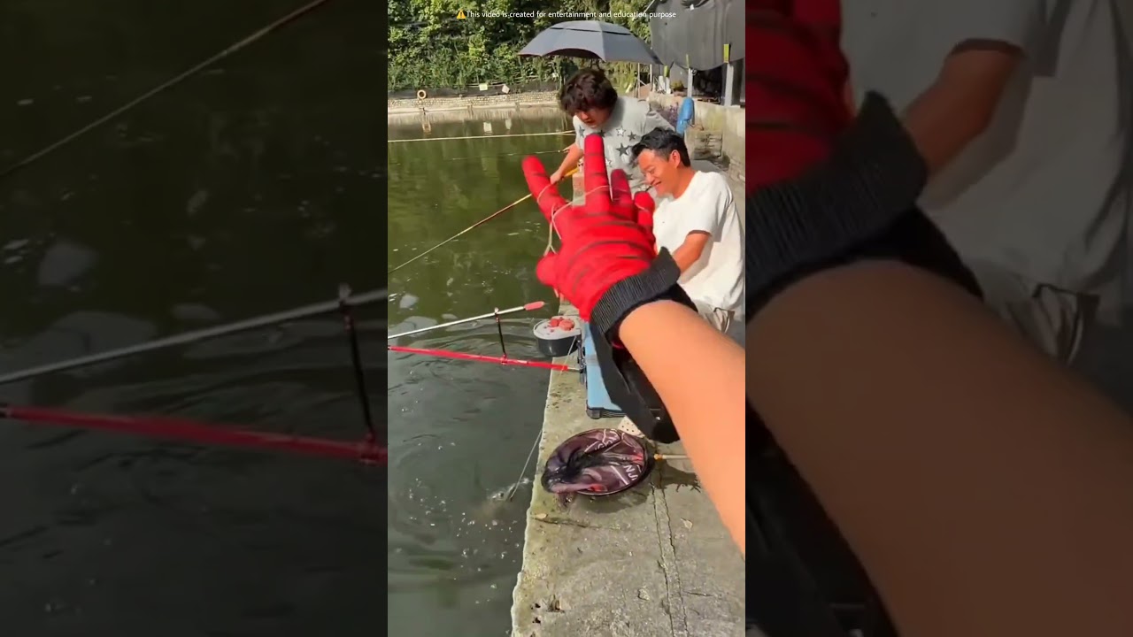 His brother shock when catch fish