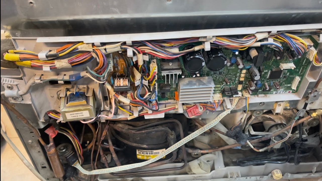 Bắt bệnh tủ lạnh toshiba nội địa, dùng van điện từ chia hai dàn lạnh.