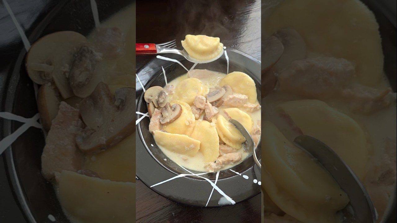 SORRENTINOS DE JAM&Oacute;N Y QUESO con SALSA PARISIENNE