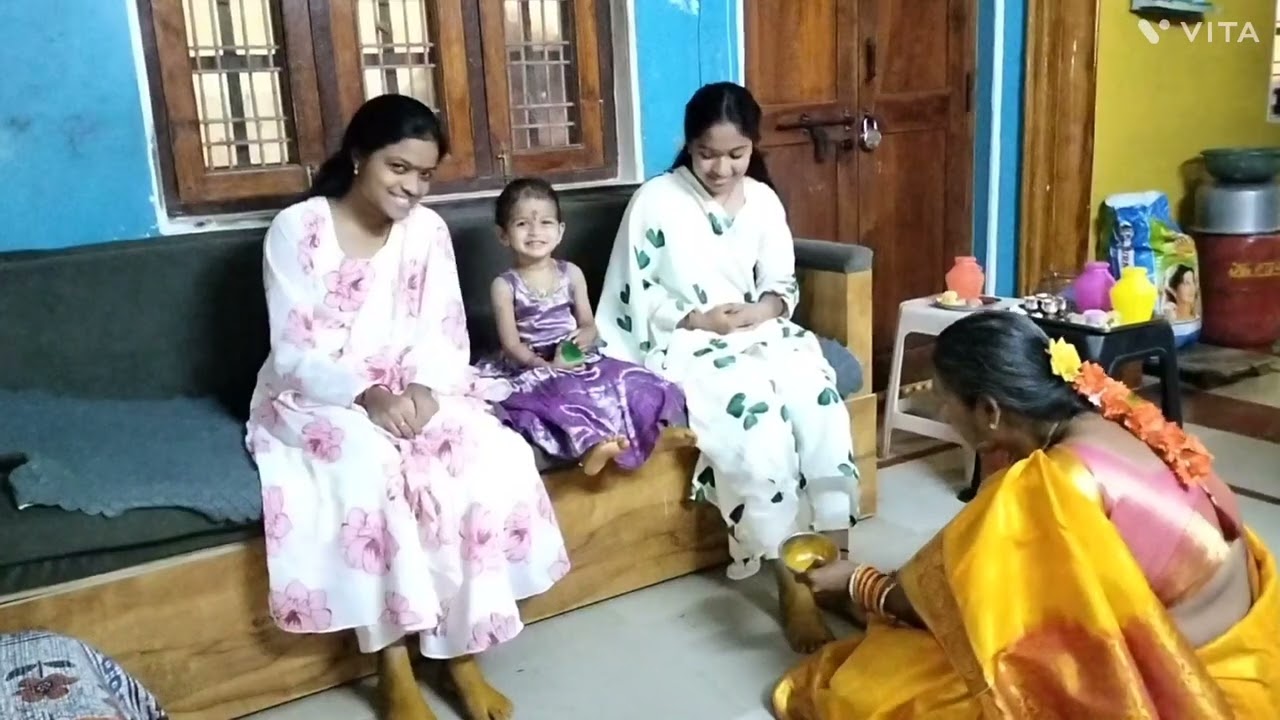 ముగ్గురు మనవరాళ్లకు సంక్రాంతి పసుపు బొట్టు