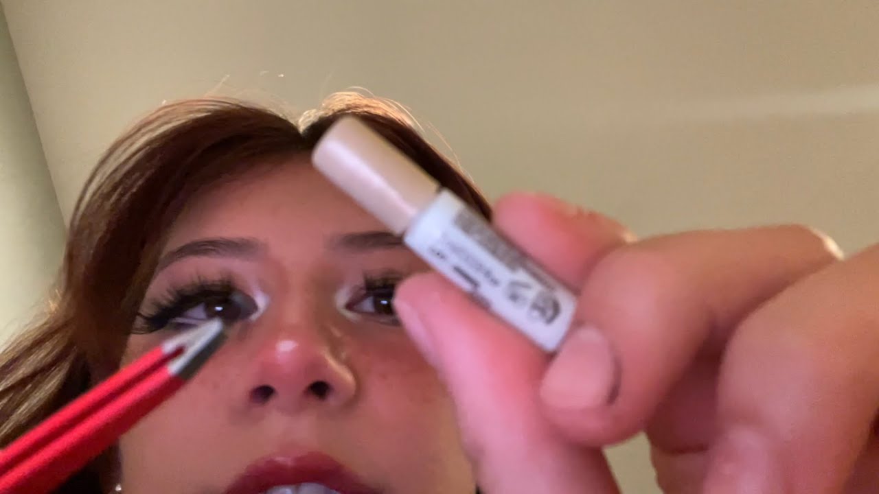 very unprofessional lash extension appointment (asmr)