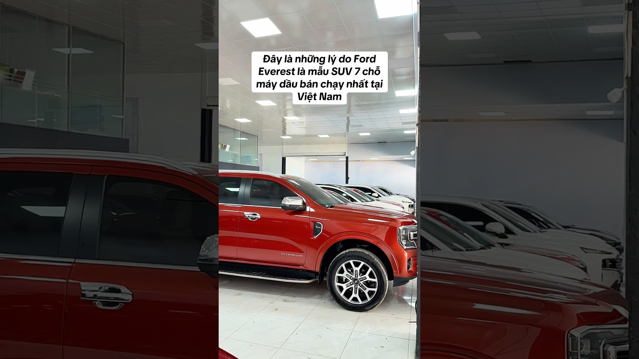 Ford Everest 2022 bản Titanium 2 cầu màu đỏ cam, xe 1 chủ, đi 2.4 km zin | 097.246.9197