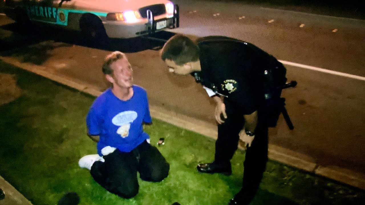 Cops Tv show King county Washington. Driver begs not to be arrested. (2009).