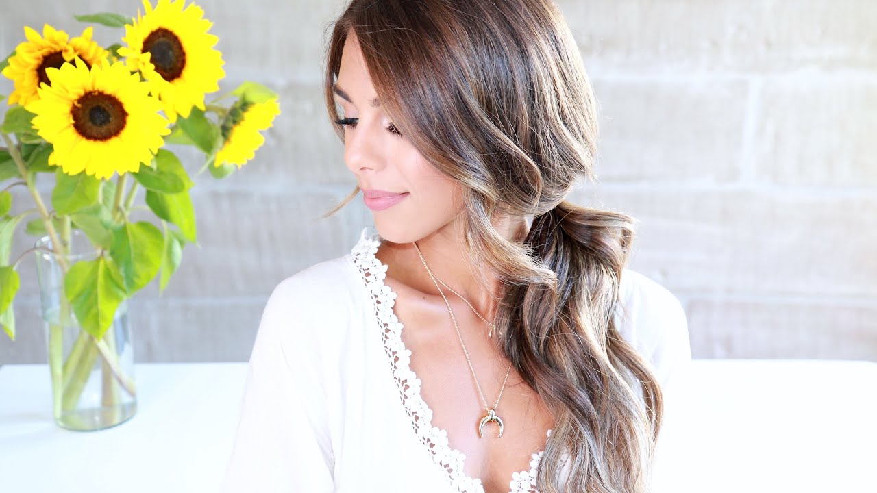 SIDE SWEPT SUMMER HAIR TUTORIAL | Annie Jaffrey