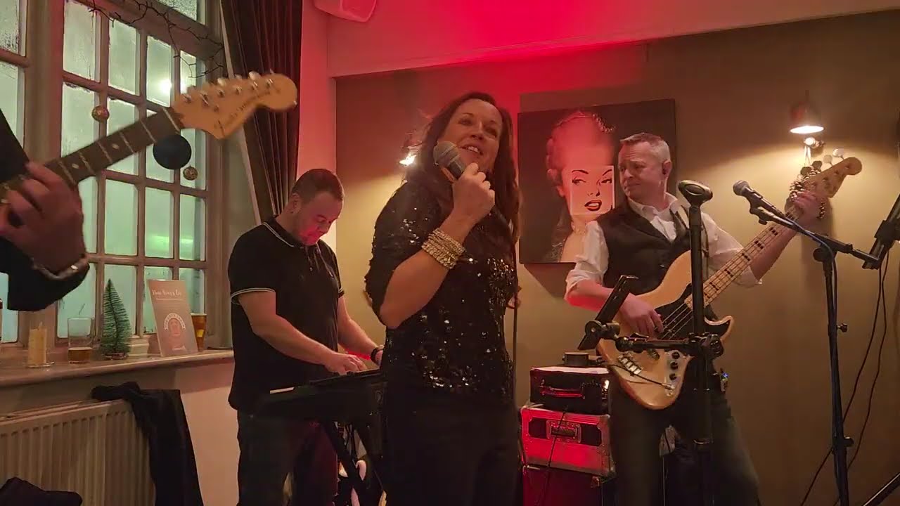 2025 New Years's Eve - the Love Train - First 2 Sets