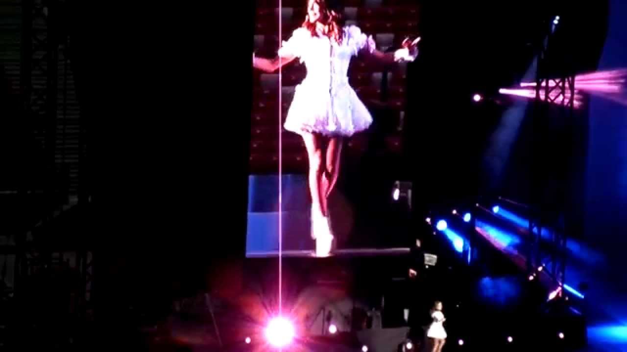 Violetta Live 22.08.2015 - Habla si puedes + Abrazame y veras (Warszawa/Varsovia)