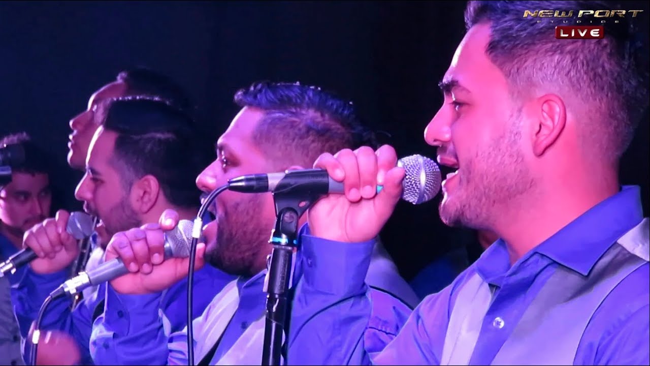 Mix Salsa Kids Déjame un Beso Siempre La Magia de tus 15 Años Segovia Orquesta 90s