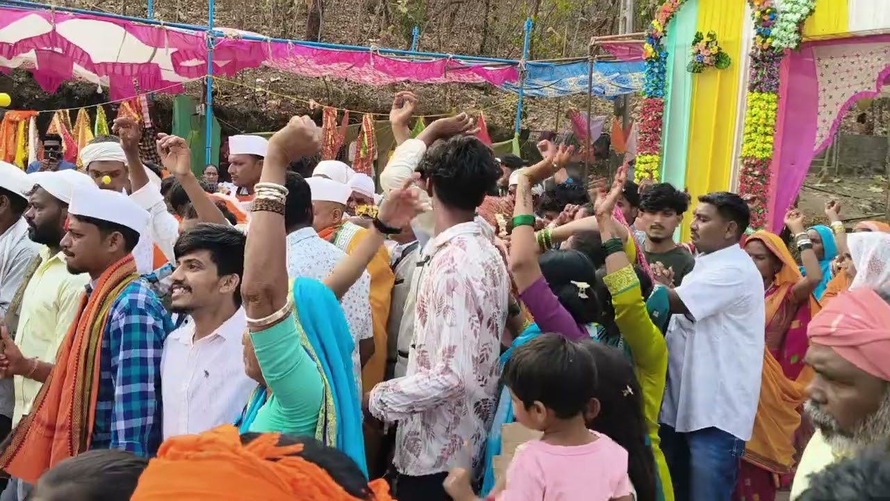 1 star ⭐ band bilabara वन देवी याहा मोगी माता के स्नान विधी में जा रहे हैं 🙏🙏🙏