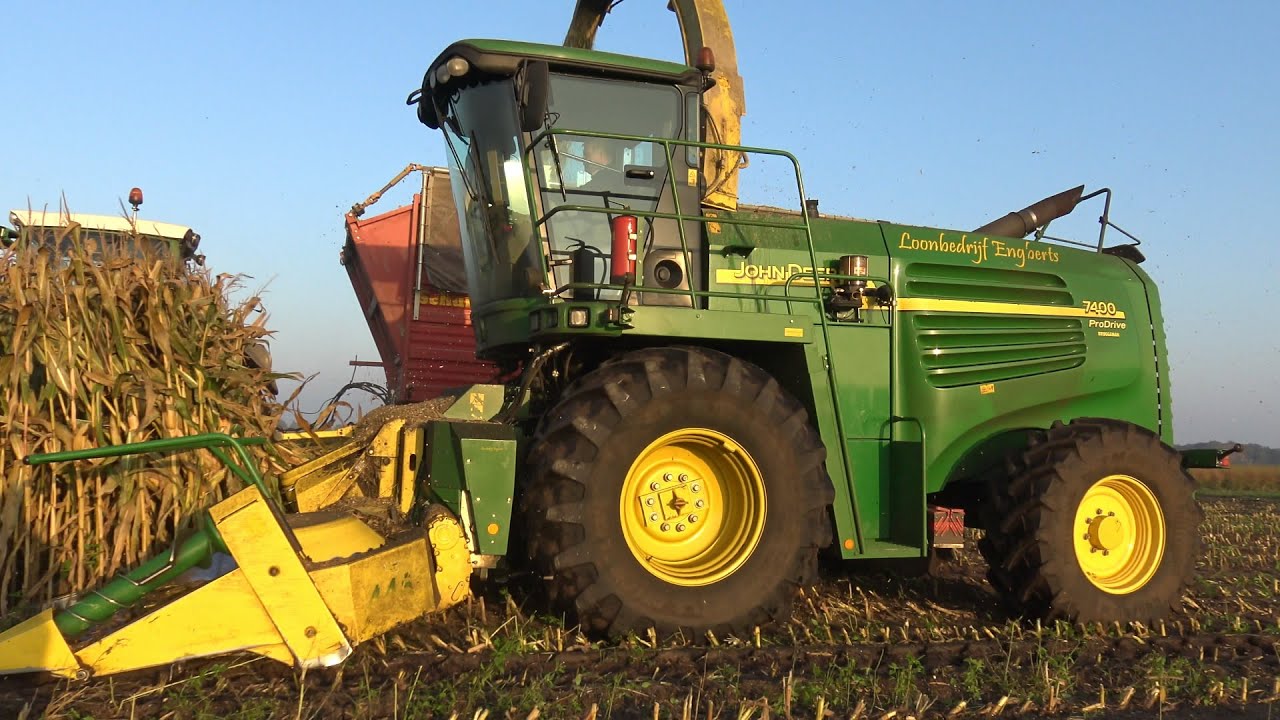 Loonbedrijf Engberts in de mais voor Kamphuis met John Deere 7400 Prodrive (part 2/3)