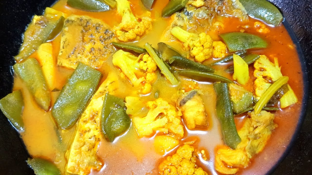 রুই মাছের ঝোল,শীতের সবজি।সহজ রান্না।#fish #cooking #viral #food #winter #recipe #fypシ #vegetables 