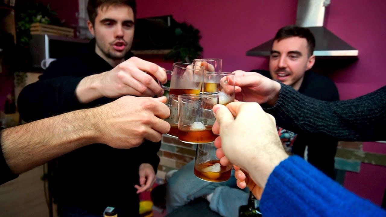 Un brindisi amaro alla fine delle riprese!