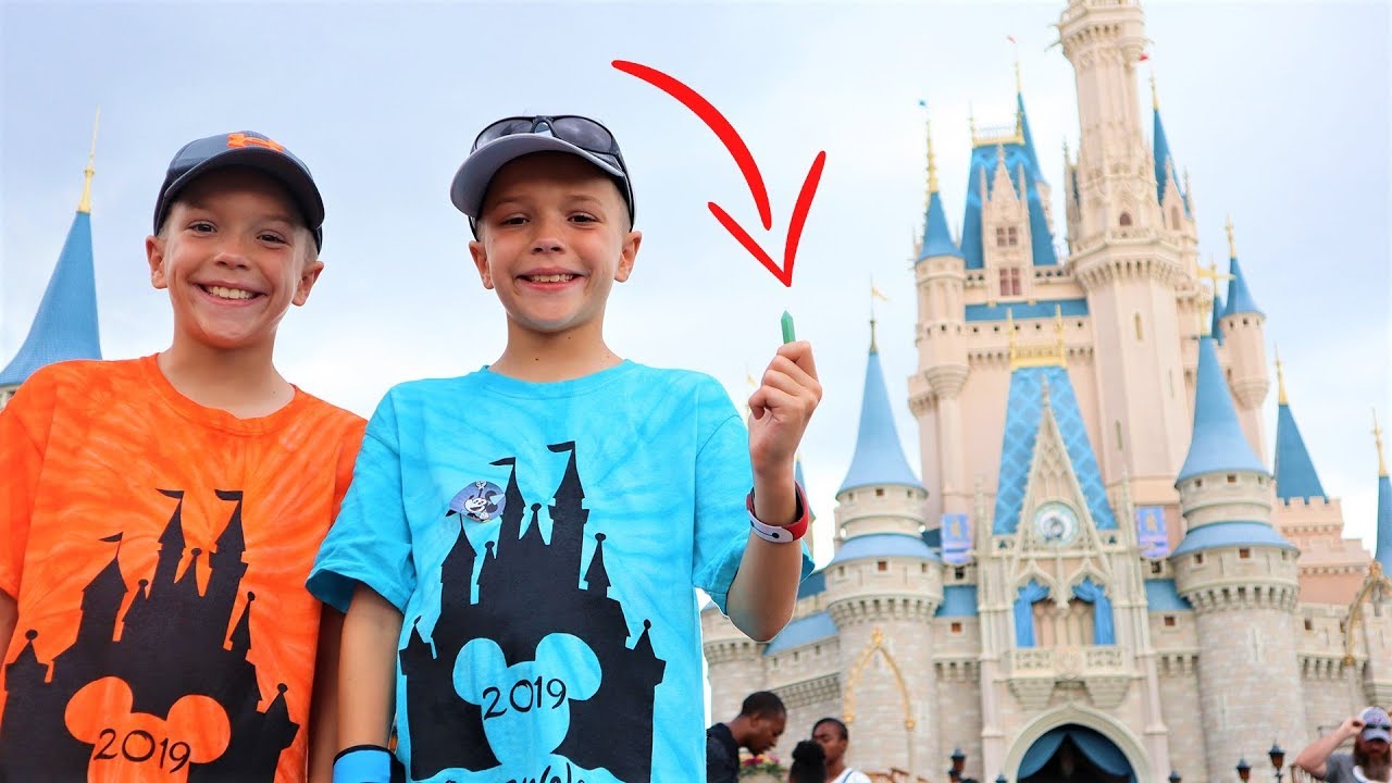 Secret Green Crystal Found At Disney World Magic Kingdom | Twin Toys